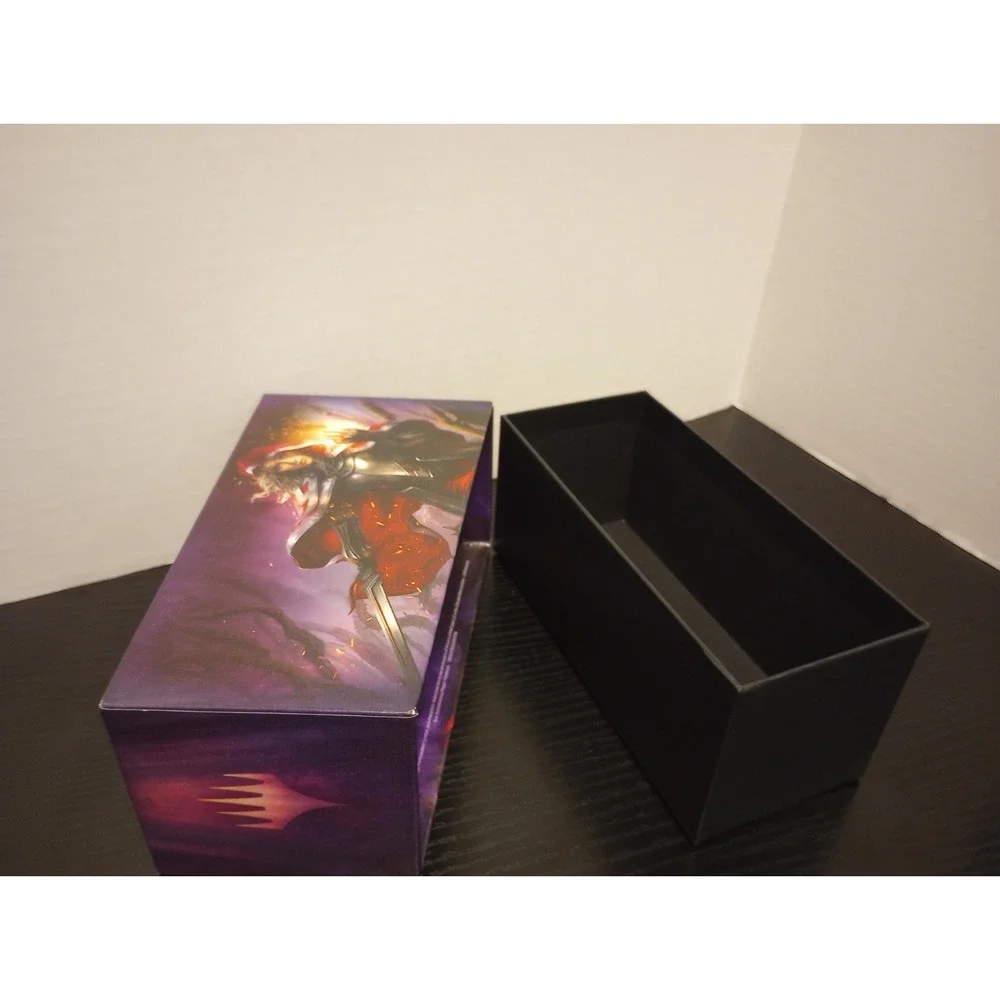 Magic The Gathering Throne Of Eldraine Empty‎ Bundle Box   (NO CARDS, BOX ONLY)